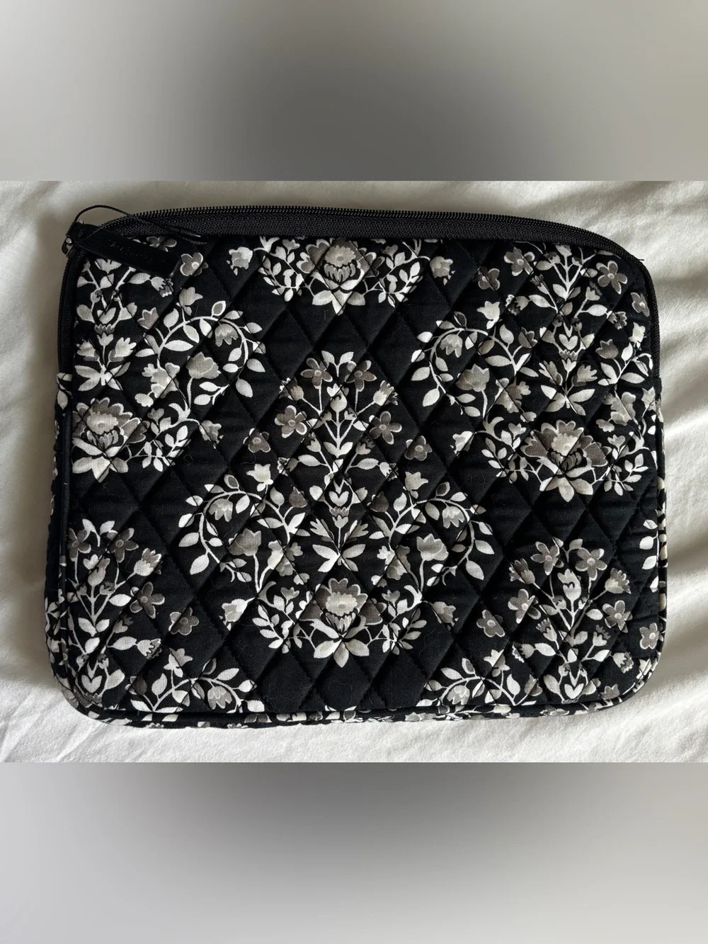 Vera Bradley Black with Cream Floral Quilted electronic Sleeve